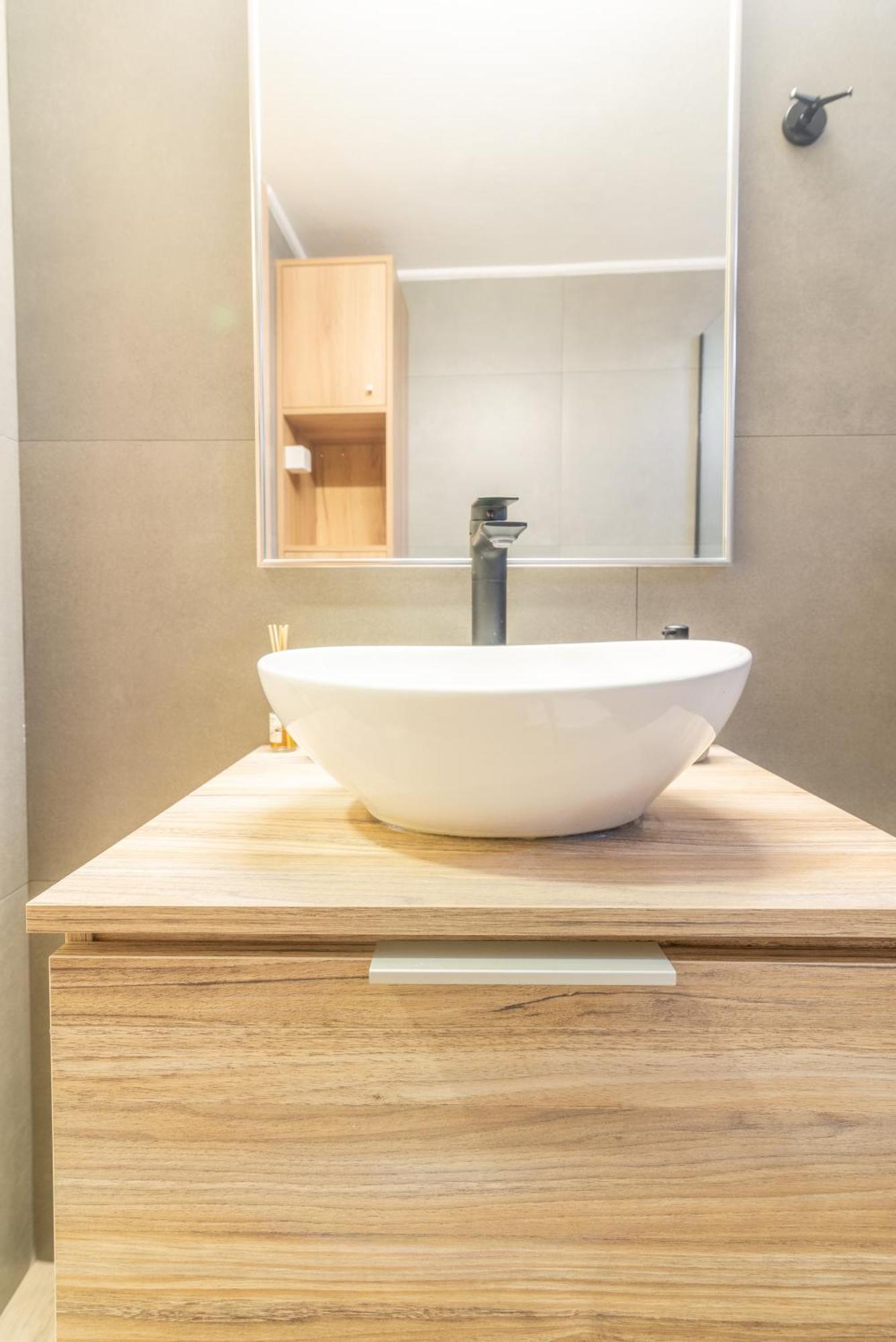 New Renovated In Center Apartment Heraklion (Crete)