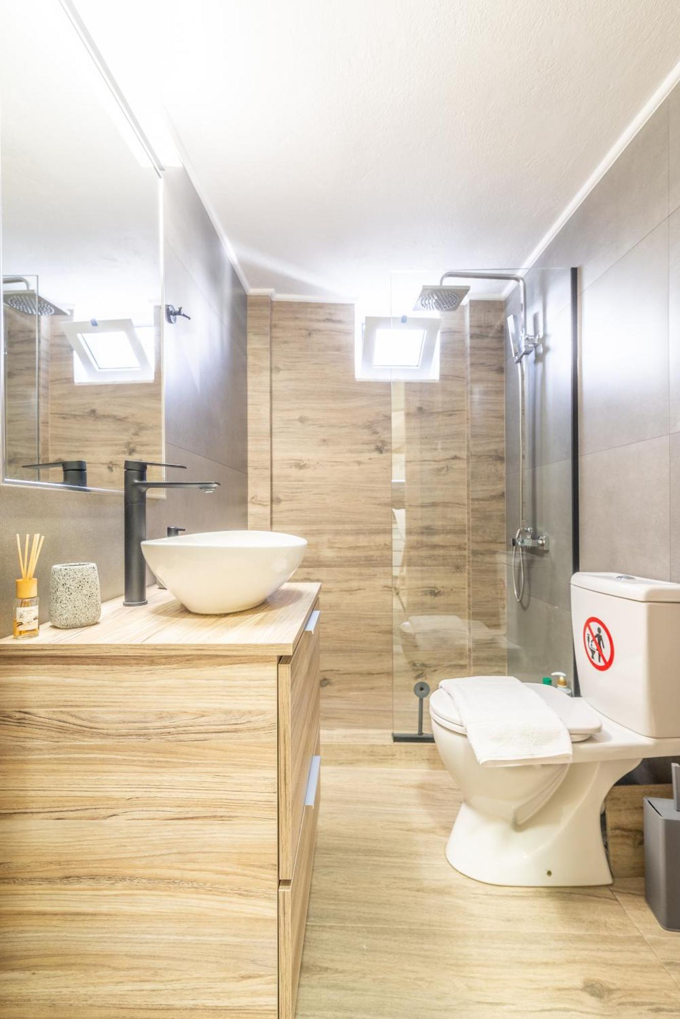 Apartment New Renovated In Center Heraklion (Crete)
